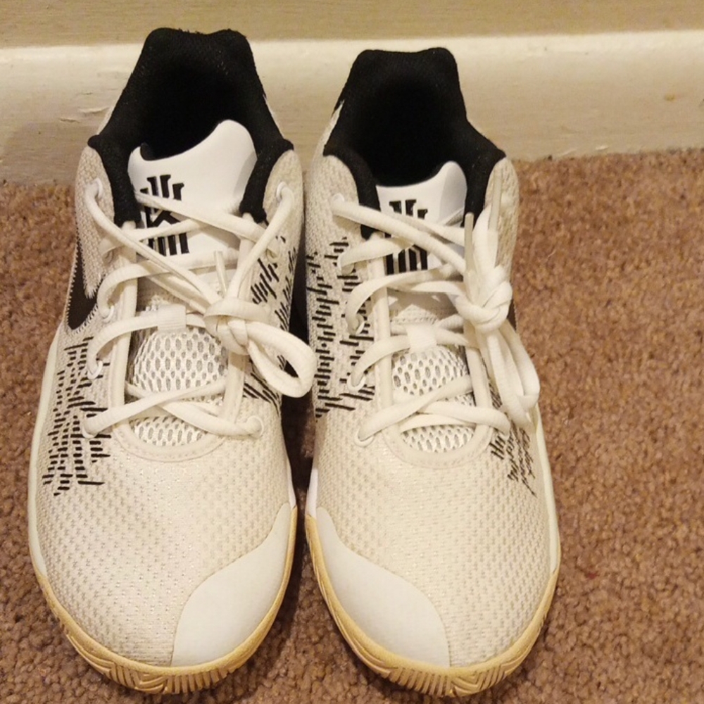 Nike Kids White and Black Sneakers